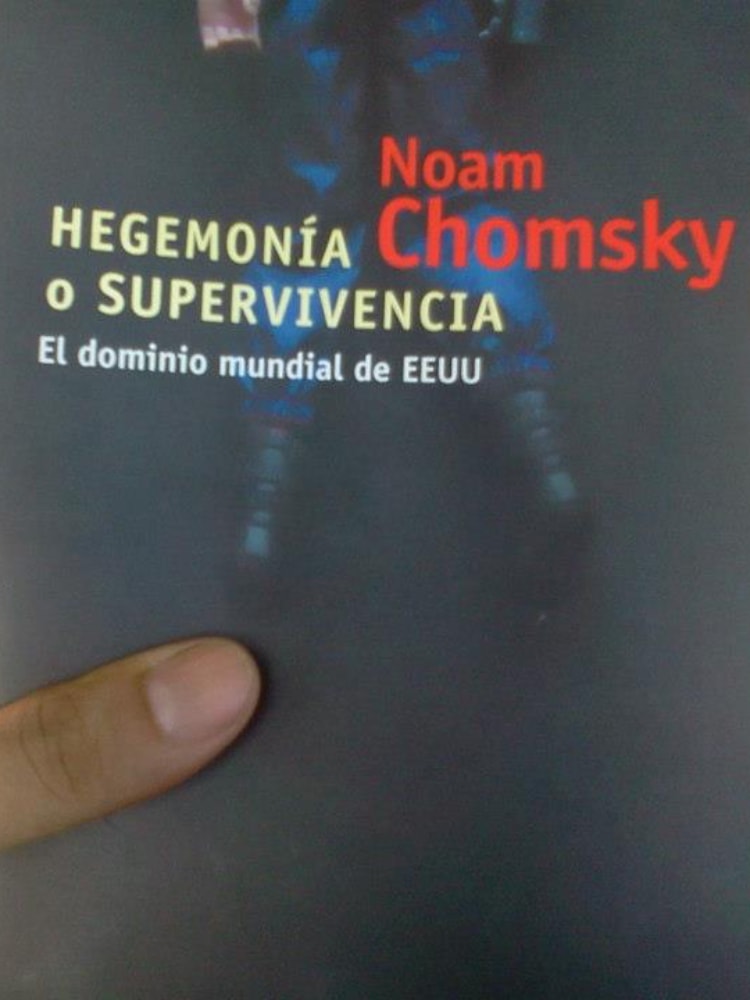 Noam Chomsky - Hegemonía o supervivencia - Detalle